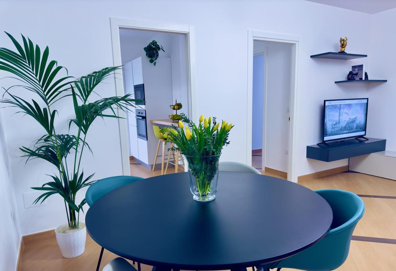 Salento Sweet Home - Obelisco Luxury Apartment Lecce Eksteriør bilde